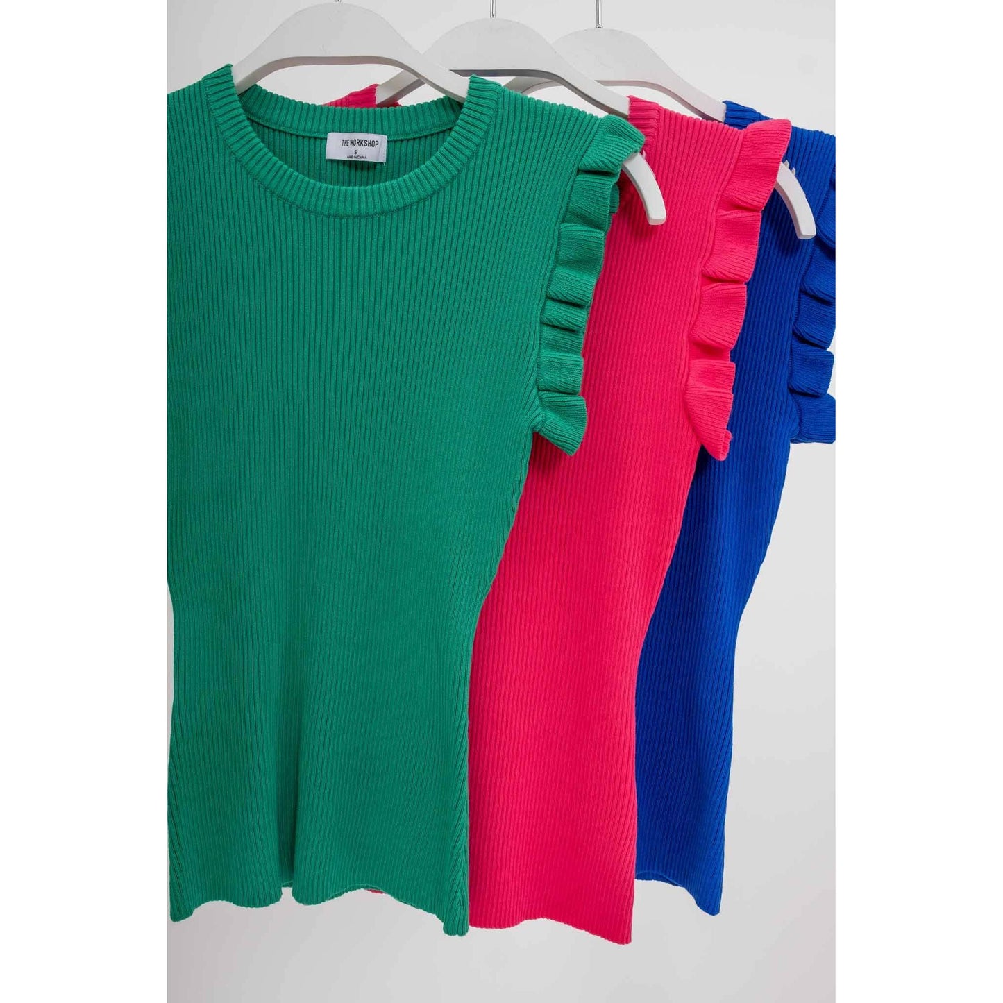 RUFFLE SLEEVELESS SWEATER KNIT TOP