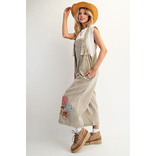 FLOWER PATCH WASHED DENIM OVERALLS