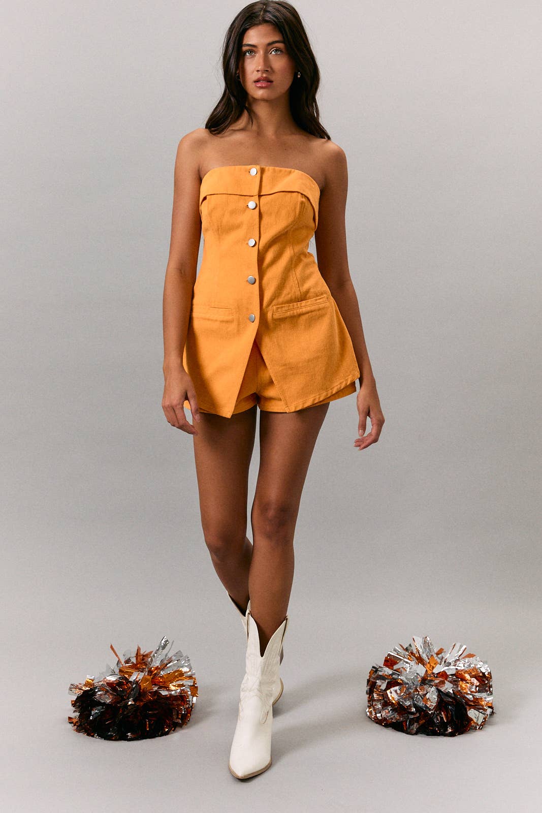 STRAPLESS ORANGE ROMPER