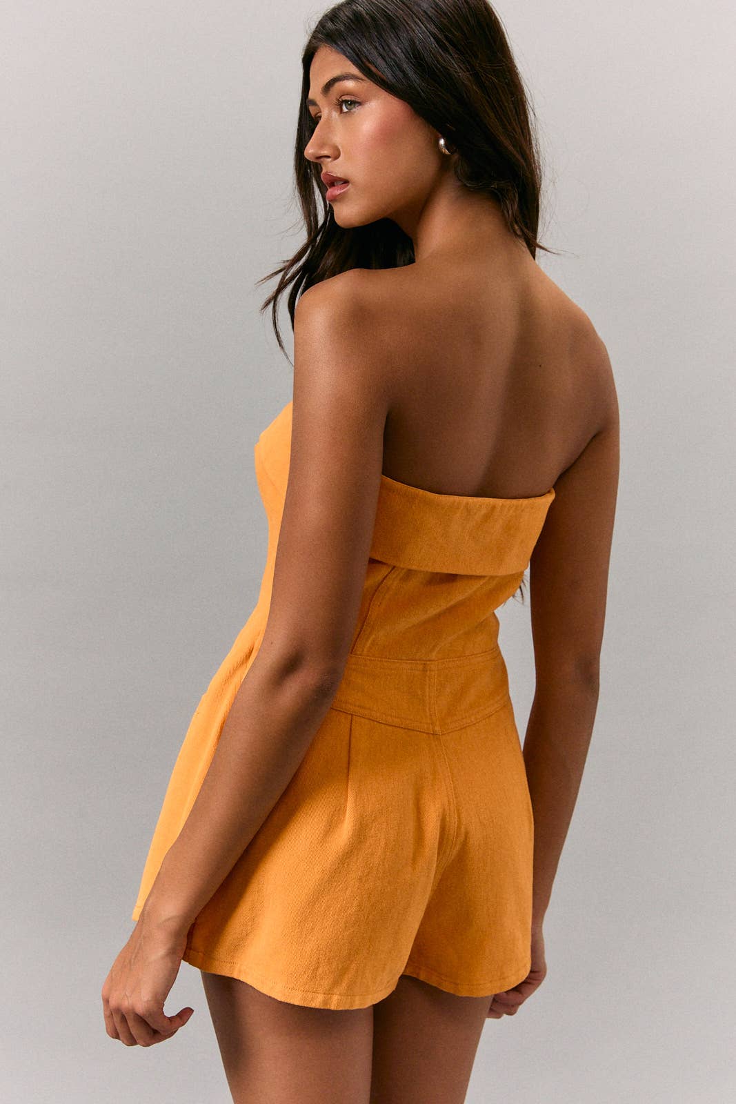 STRAPLESS ORANGE ROMPER