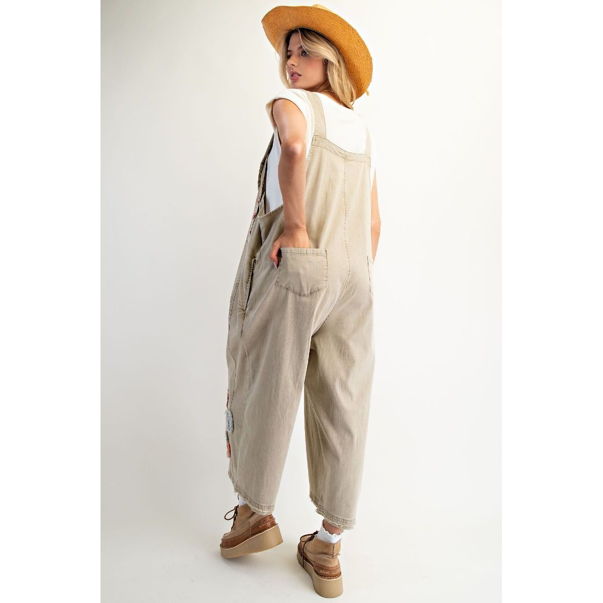 FLOWER PATCH WASHED DENIM OVERALLS