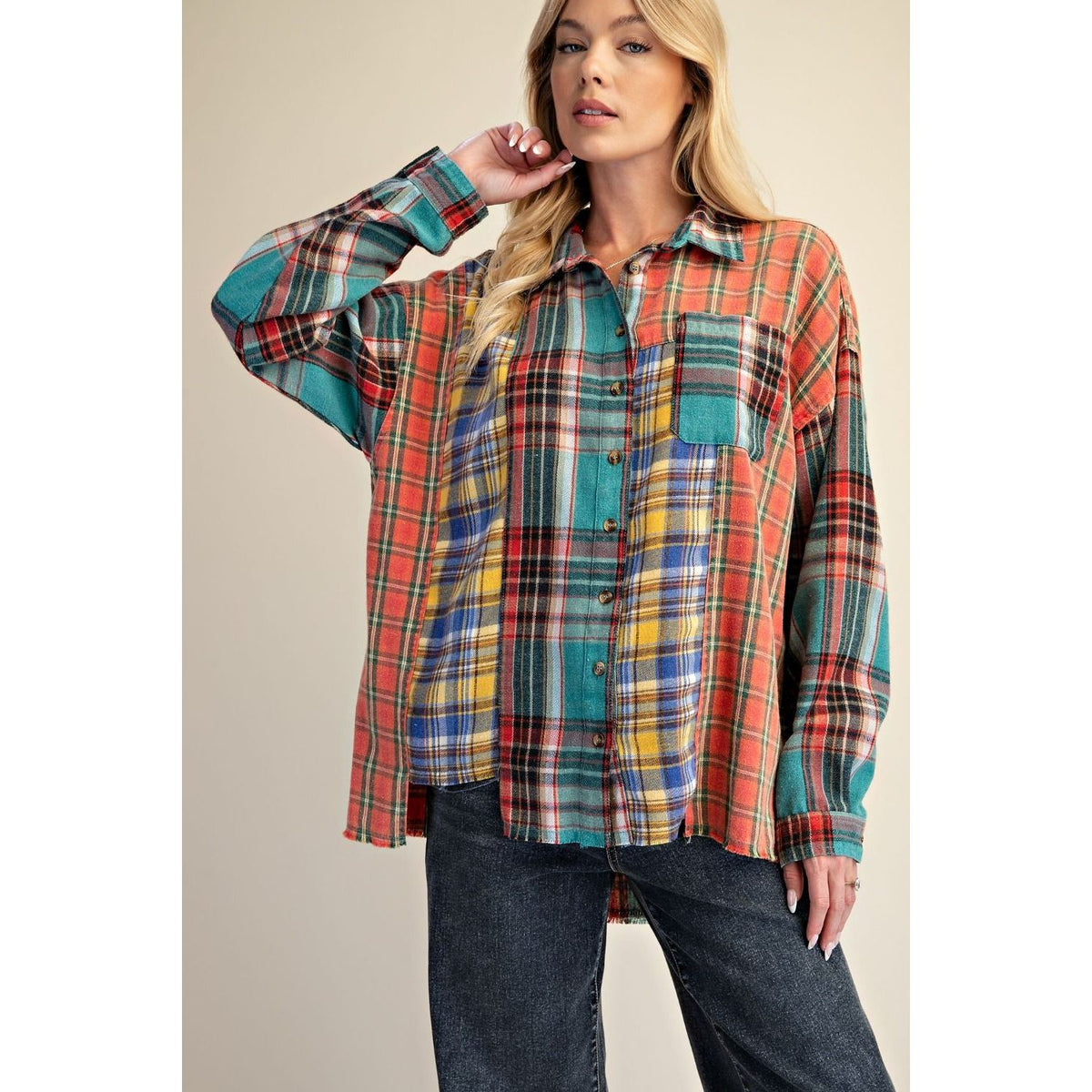 PLUS SIZE-PLAID MIX BUTTON DOWN WASHED SHIRT